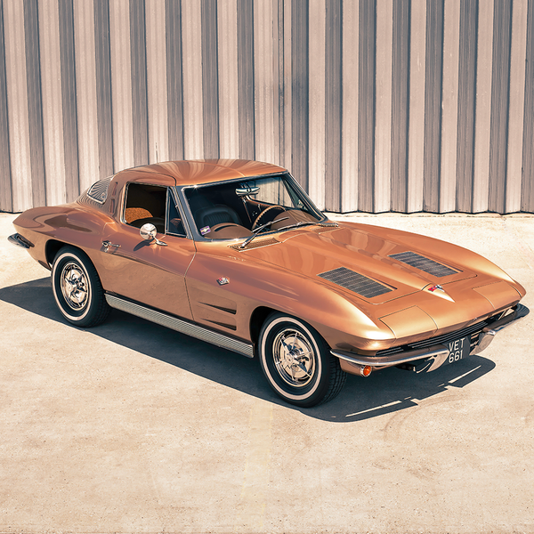 Foto: Mark Fagelson, The Americans, gestalten 2024, CHEVROLET CORVETTE STING RAY